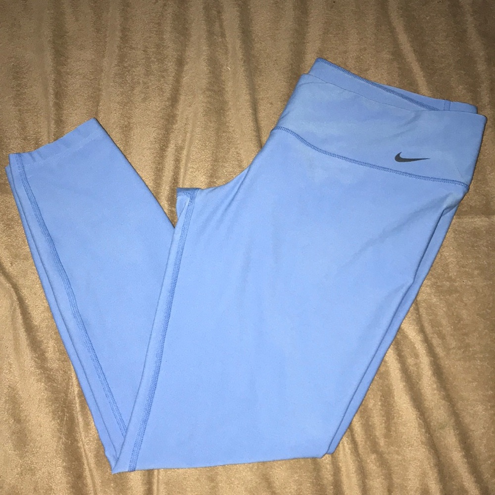 NIKE LEGGINGS 🔥